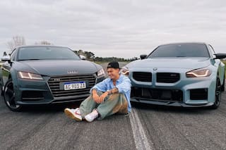 Ian Lucas cumplió un sueño y mostró su nuevo auto de alta gama