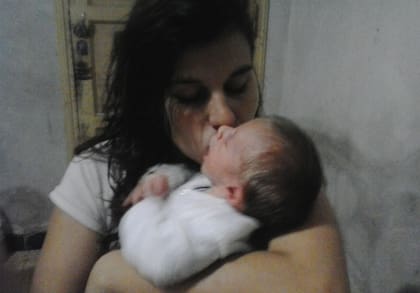 Ian nació por cesárea el 21de abril de 2015.