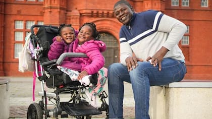 Ibrahima mantuvo a sus hijas en Reino Unido bajo supervisión médica del Great Ormond Street Hospital.