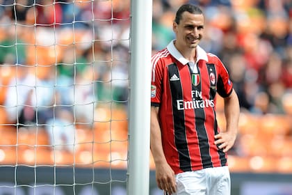 Ibrahimovic jugó dos temporadas en Milan y ganó el scudetto en 2011