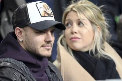 Wanda Nara, representante y pareja del argentino, está cerrando los detalles del contrato de Icardi, quien ganaría 10 millones de euros por temporada