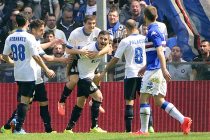 Icardi festeja ante Sampdoria en un partido especial