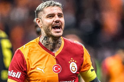 Icardi marcó un golazo de tijera en Galatasaray