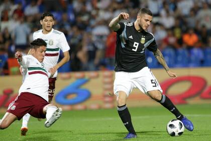 Icardi ya se acomodó y prepara el zurdazo: será su primer gol en la selección mayor