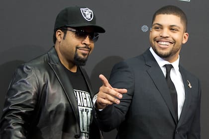 Ice Cube y su hijo actor O'Shea Jackson Jr. en Berlín para el estreno europeo de Straight Outta Compton