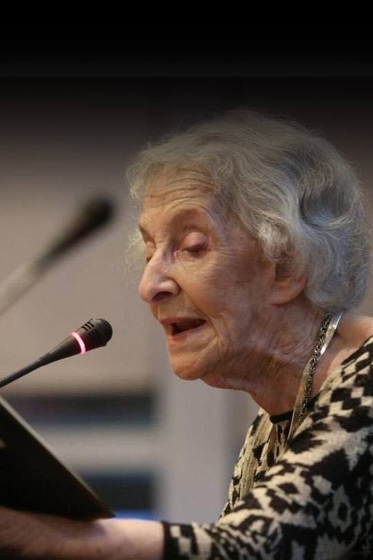 Ida Vitale, durante la feria del libro en Buenos Aires 2017