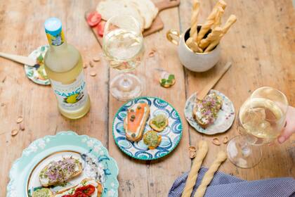 Ideal para acompañar las tardes de verano, llega el nuevo Gancia Pera Sauco, una invitación a disfrutar de los sabores dulces, frescos y livianos