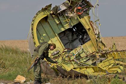 Identificaron a cuatro hombres como sospechosos del derribo del avión MH17