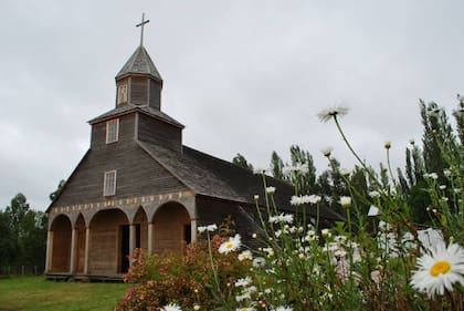 Iglesia de Ichuac, Puqueldón, Chile.