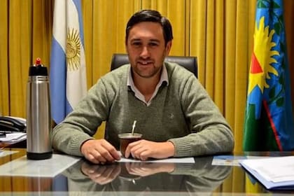 Ignacio Pugnaloni, intendente de Hipólito Yrigoyen (Frente de Todos), fue acusado por la oposición de haber repartido irregularmente las vacunas