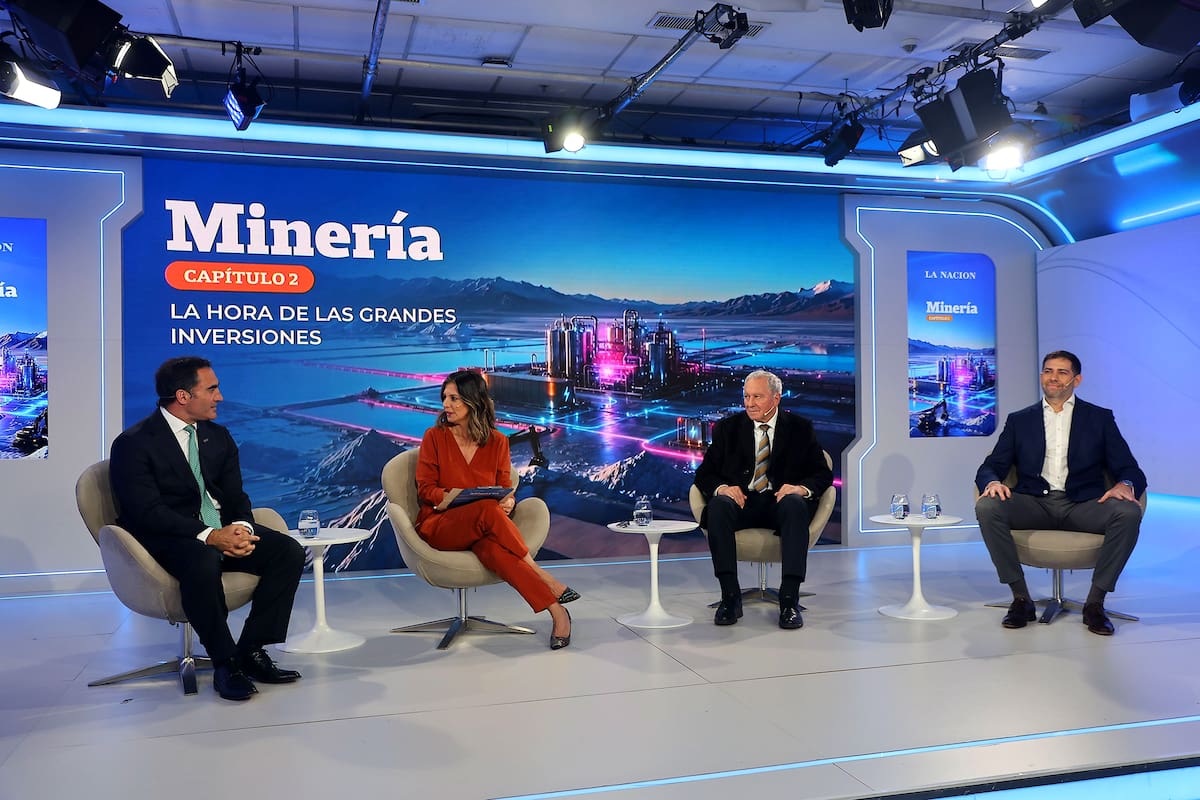 Ignacio Badaloni (Galicia), Carla Quiroga (LA NACION), Rubén Dusso (vicegobernador de Catamarca) y Javier Montero (Remsa)