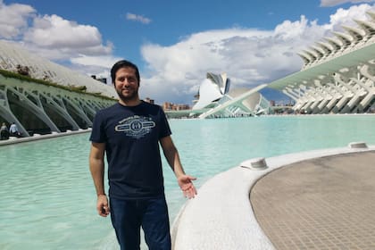 Ignacio en la Ciutat de les Arts i les Ciències, en Valencia.