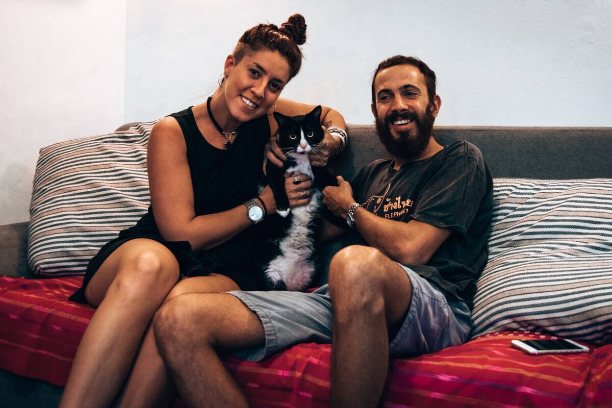 Ignacio Granados y Julia Broda, los argentinos que viajan por el mundo y encontraron el trabajo de sus sueños