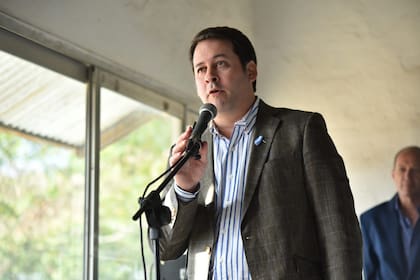 Ignacio Mántaras: “Nos aseguraron que la navegabilidad va a estar asegurada, y que la profundidad del calado va a ser de 17 pies. Esto permite que circulen barcazas”
