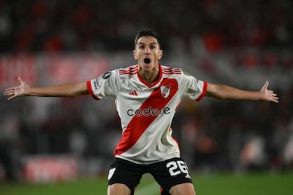 Ignacio 'Nacho' Fernández, al igual que la gran mayoría de los jugadores de River, deben levantar el nivel ante Libertad