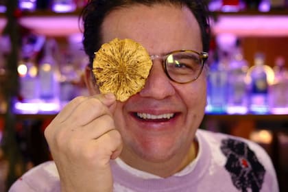 Ignacio “Nacho” Jiménez ofrece cócteles que combinan sabores mexicanos con un toque neoyorquino (Insstagram/@superbuenonyc)