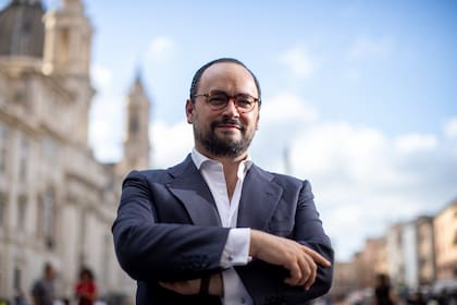 Ignacio Peyró escribió "El español que enamoró al mundo", una biografía de Julio Iglesias