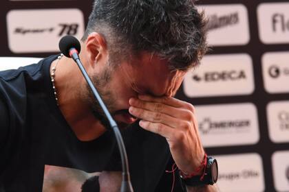 Ignacio Scocco, muy emocionado este jueves al anunciar su retiro del fútbol profesional