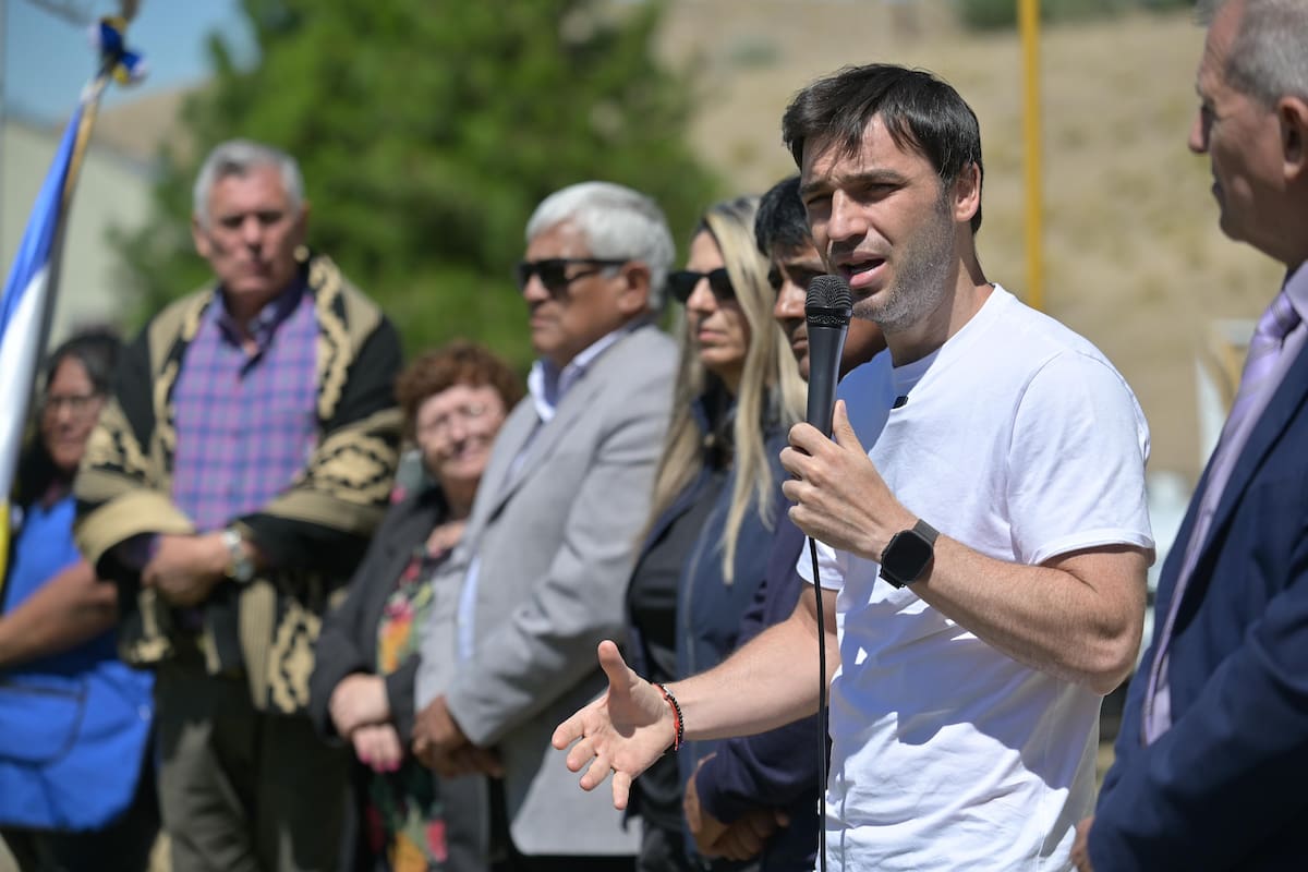 Ignacio Torres, el gobernador de Chubut, perdió en las elecciones legislativas nacionales en su provincia, pero logró un triunfo para una reforma constitucional inédita