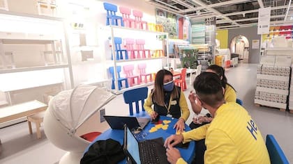 IKEA capacitó a miles de trabajadores del centro de atención telefónica como asesores de diseño