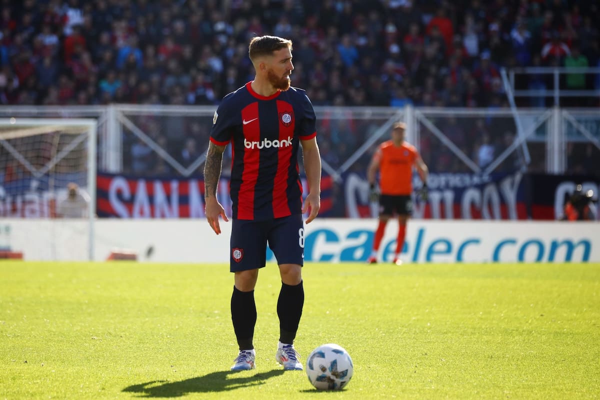 Iker Muniain, de San Lorenzo, que este domingo cierra su participación en los amistosos de la Serie del Río de la Plata, ante Independiente del Valle