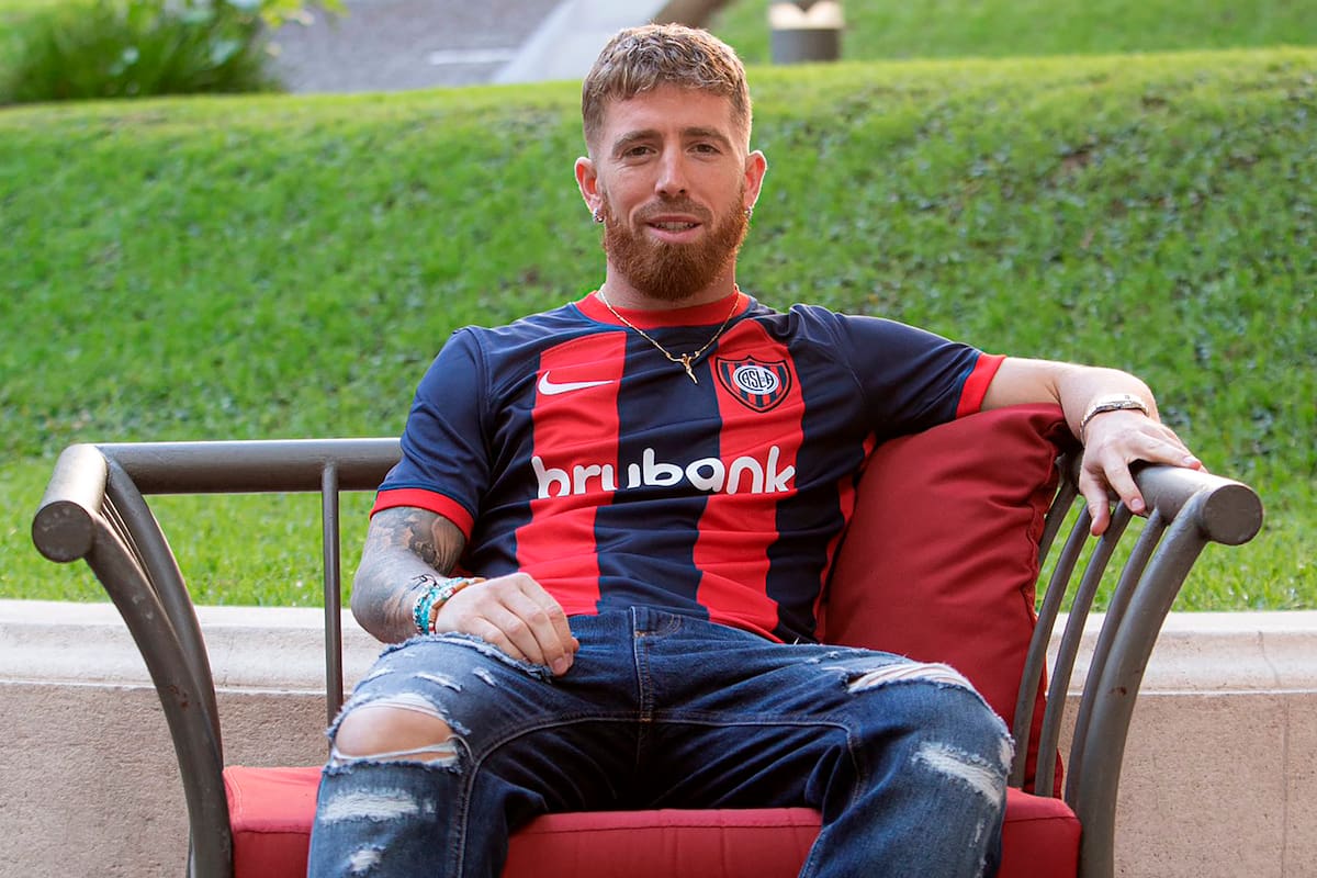Iker Muniain, en su época de jugador de San Lorenzo; finalmente, no llegará como entrenador