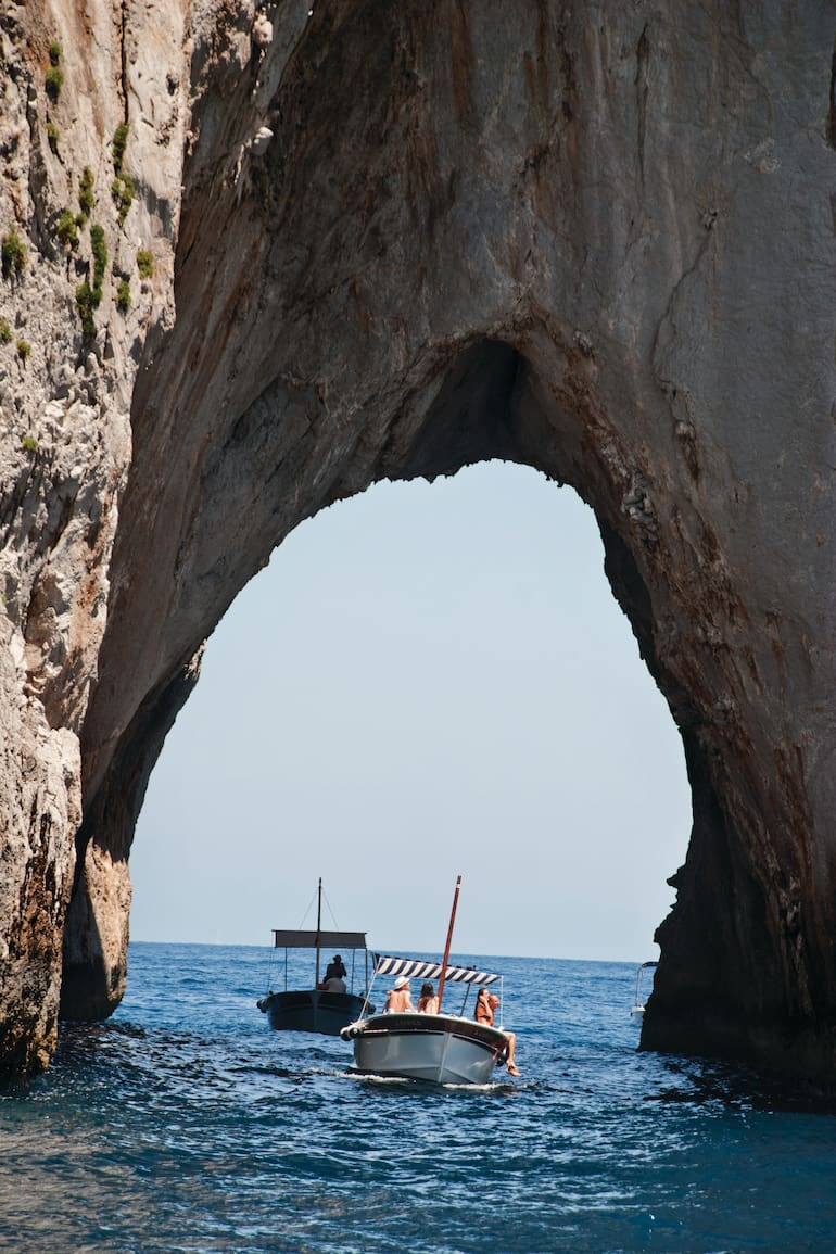 “Il buco” de los Farallones en Capri.