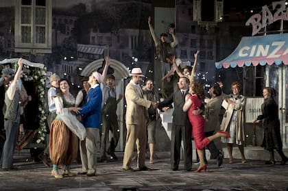 Ensayo general de Il Turco in Italia, de Rossini, una ópera bufa con un marco bucólico