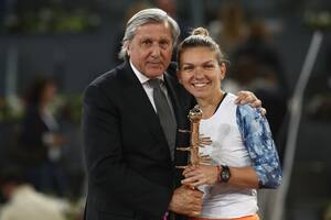 Ilie Nastase, leyenda rumana del tenis, defendió a su compatriota Simona Halep (en la imagen, juntos en Madrid 2017), que dio positivo tras un control antidoping en el último US Open