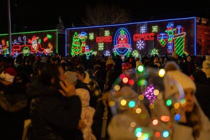 Illinois suma nuevas actividades de temporada con la llegada del tren navideño de Canadian Pacific Kansas City y el inicio de los eventos que marcan el comienzo del calendario festivo en Chicago