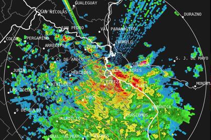 Imagen de radar que detecta las tormentas sobre la ciudad de Buenos Aires este domingo 1° de diciembre