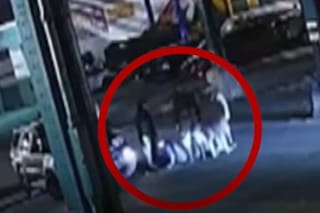 La policía de Nueva York investiga videos de hombres saliendo de las alcantarillas de la ciudad