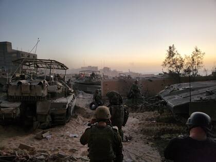 Imagen del combate en el norte de Gaza de las fuerzas israelíes