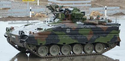 Imagen del Marder, el vehículo blindado de transporte de tropa alemán que sirvió como "base" para la producción del TAM. "El casco no es el mismo, también fue modificado", insiste Villa Abrille