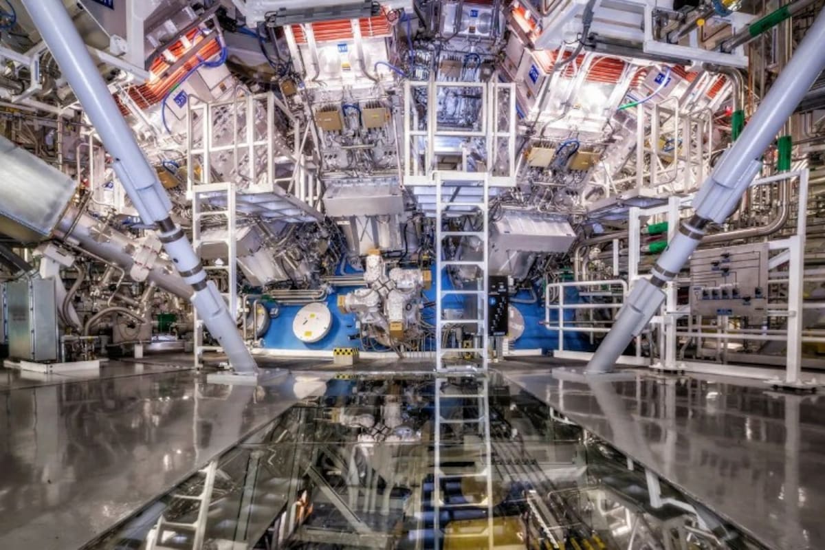 Imagen del National Ignition Facility. Científicos en Estados Unidos han logrado un gran avance en la tecnología de fusión nuclear, al producir por primera vez más energía de la que se consume en una reacción