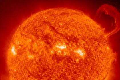Imagen del Sol a las 13:32 del 15 de julio de 2022, justo cuando empieza a desprenderse el filamento que dio como resultado la EMC