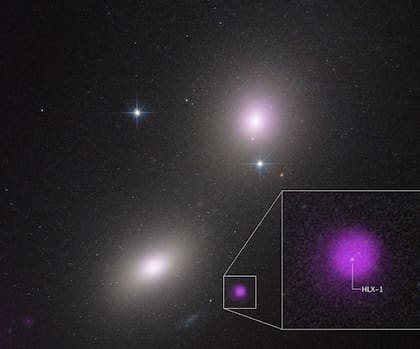Imagen del Telescopio Espacial Hubble de dos galaxias: NGC 6099 (abajo a la izquierda) y NGC 6098 (arriba a la derecha) (Foto: GentIleza NASA)