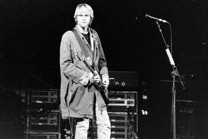 Imagen fría: para la historia quedó como la noche en la que Kurt Cobain saboteó el show de Nirvana