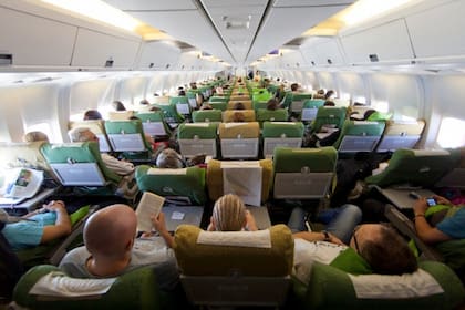 Imagen ilustrativa de la cabina de un avión Boeing 767-300