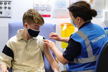 Imagen ilustrativa; Rusia registrará la Sputnik M para adolescentes