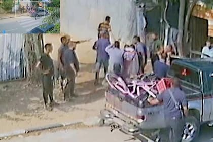 Imágenes de la familia Bibas durante los primeros días del cautiverio en Khan Younis, Franja de Gaza.