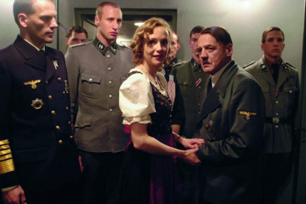 Imágenes de la película La Caída, que retrata las últimas horas de Hitler en el búnker de Berlín