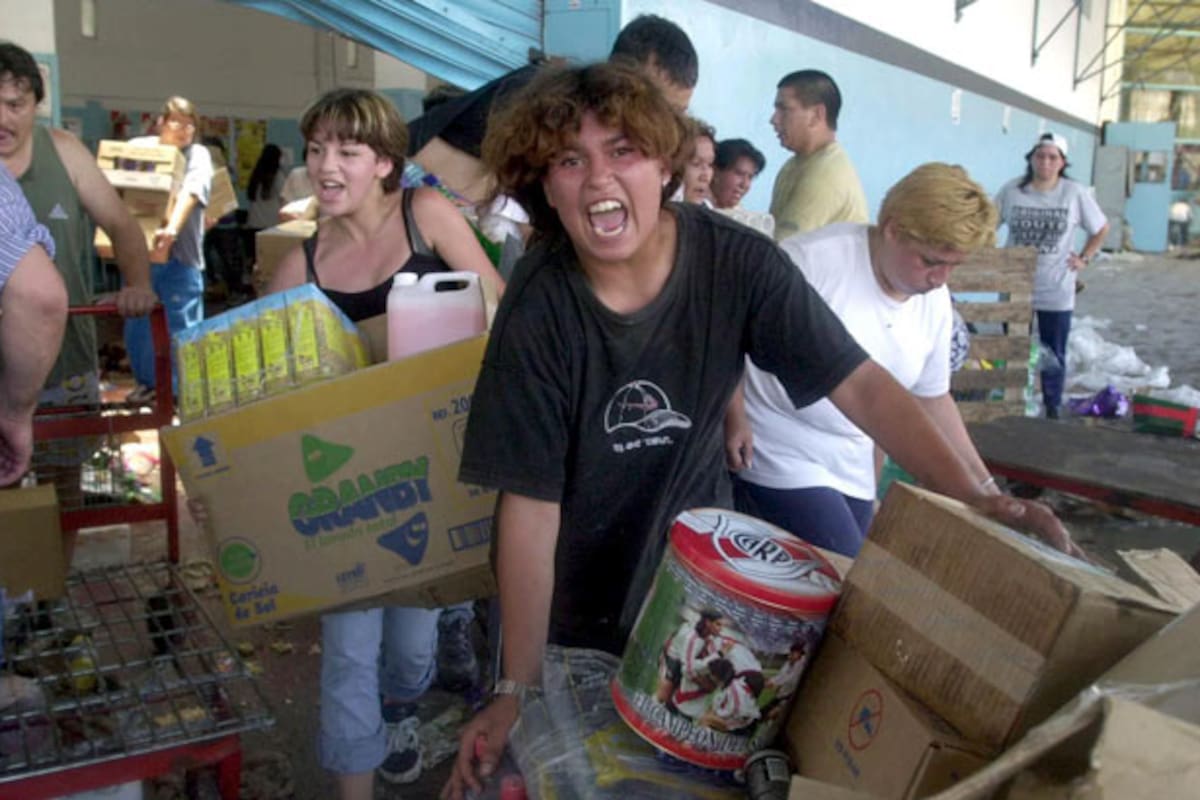 Imágenes de los saqueos de 2001.