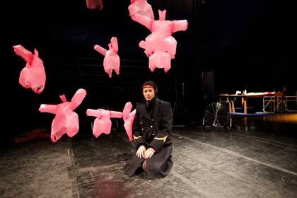Imágenes de un ensayo de Polo Circo