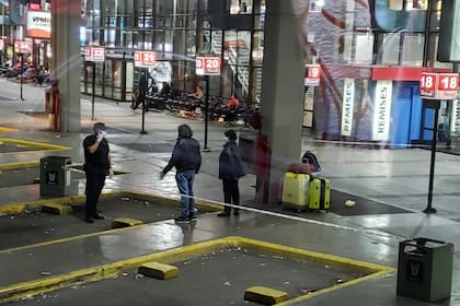 Imágenes del operativo que se realizó en la terminal de Retiro