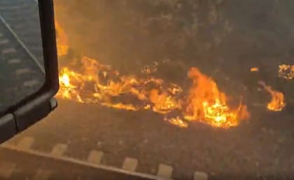 Imágenes del tren atrapado en el incendio en Ontario, Canadá