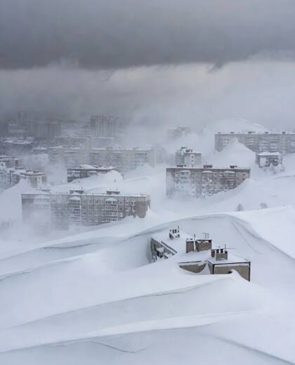 Imágenes falsas creadas con IA sobre nevada en en la península de Kamchatka