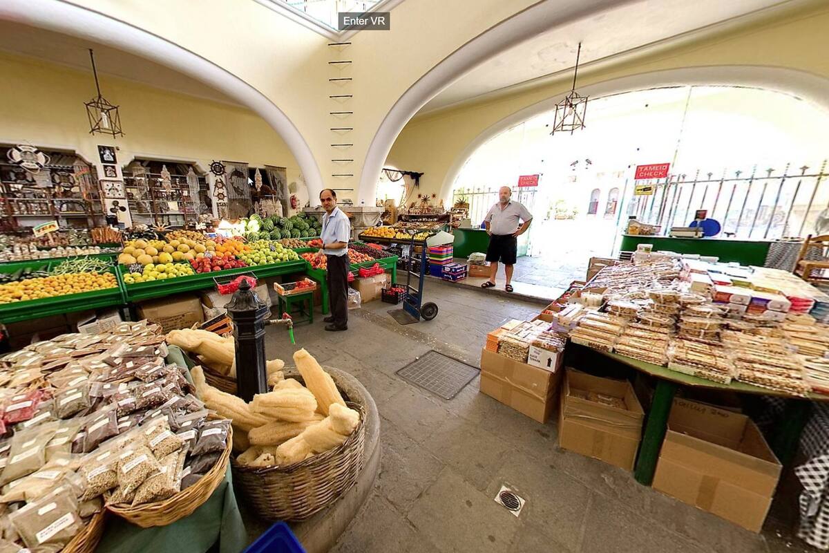 Imágenes panorámicas curadas por fotógrafos, colaboración comunitaria y un juego basado en Google Street View; una guía para (casi) escapar del aislamiento. En la foto, 360Cities.net