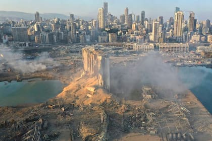 La moderna ciudad de Beirut, golpeada por la explosión en su puerto