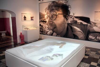 Imagina: un tour imperdible por la vida del Beatle, desde Liverpool hasta Japón